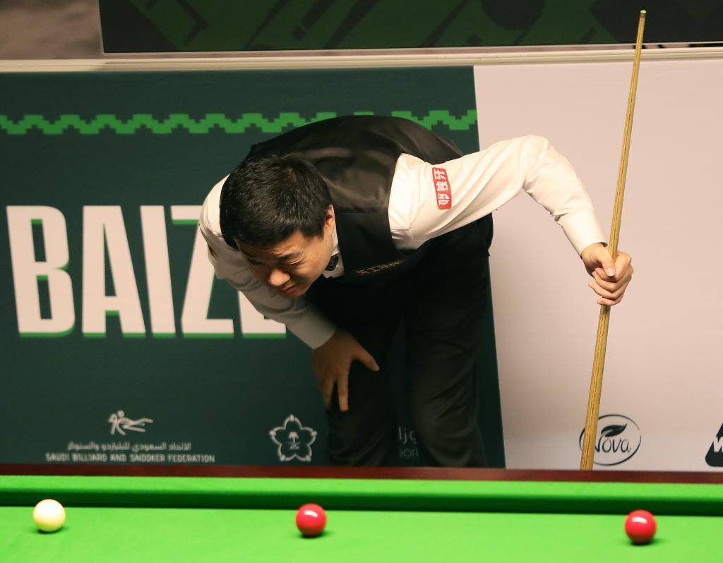 布会上打趣 布会上打趣