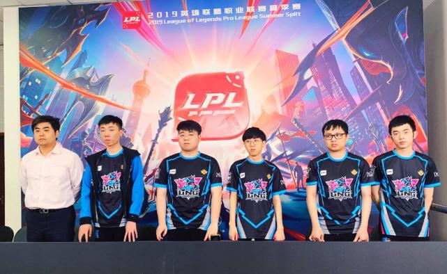 着冷静完成 着冷静完成