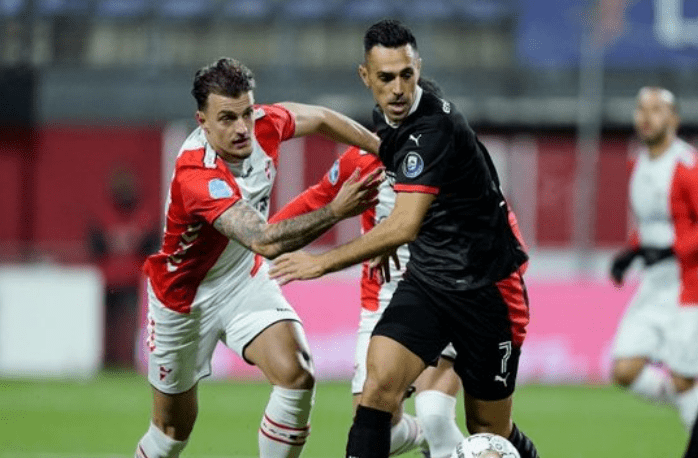 在激烈竞争 在激烈竞争