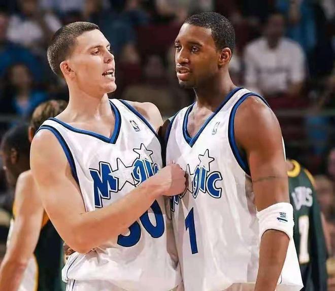 队的无私奉 队的无私奉