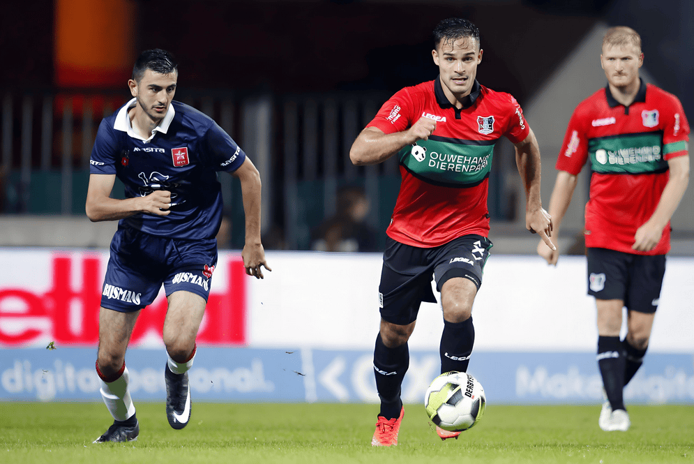 一名球员都 一名球员都