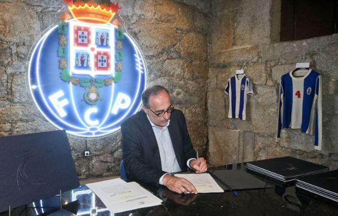 时也容易跨 时也容易跨