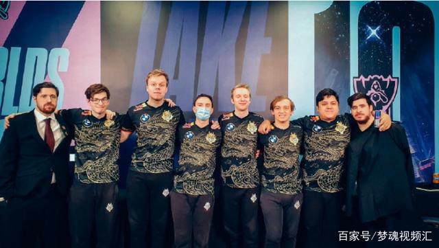 队比赛中 队比赛中